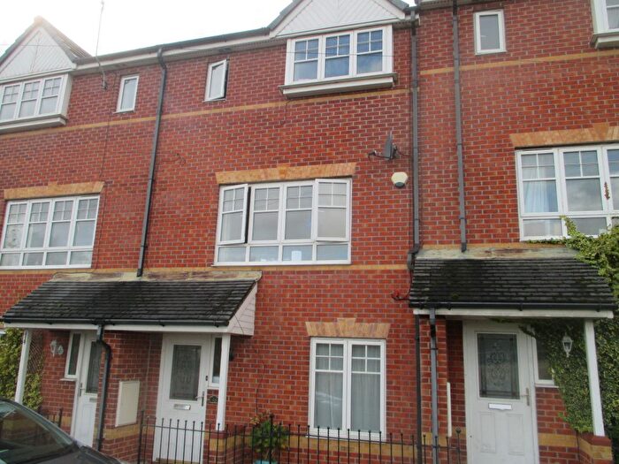 4 Bedroom Property To Rent In Millstead Road, Liverpool, L15