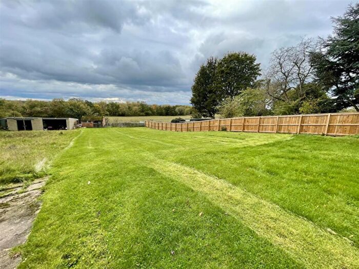 4 Bedroom Detached House For Sale In Merrybent, Darlington, DL2