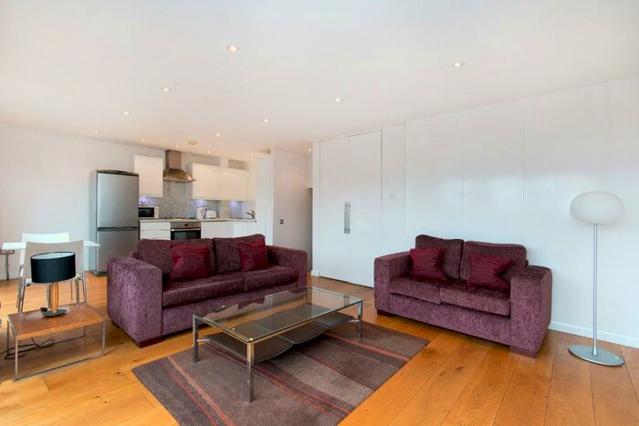 2 Bedroom Apartment To Rent In Henrietta Close, London, SE8