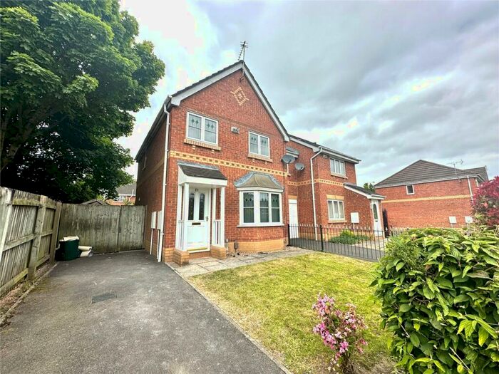 3 Bedroom Semi-Detached House To Rent In Carlisle Street, Swinton, Manchester, M27