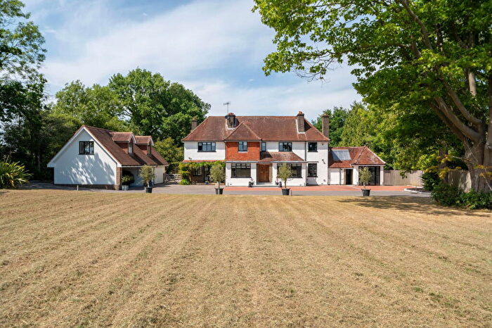 6 Bedroom Detached House For Sale In Holtye Road, East Grinstead, RH19