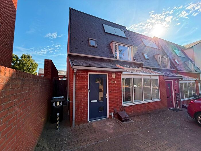 2 Bedroom Semi-Detached House To Rent In Shenley Lane, Birmingham, West Midlands, B29