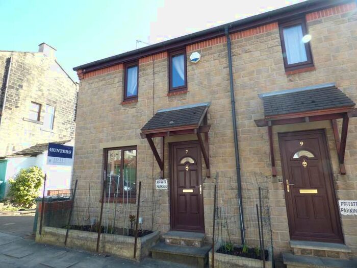 2 Bedroom End Of Terrace House To Rent In Fox Street, Bingley, BD16