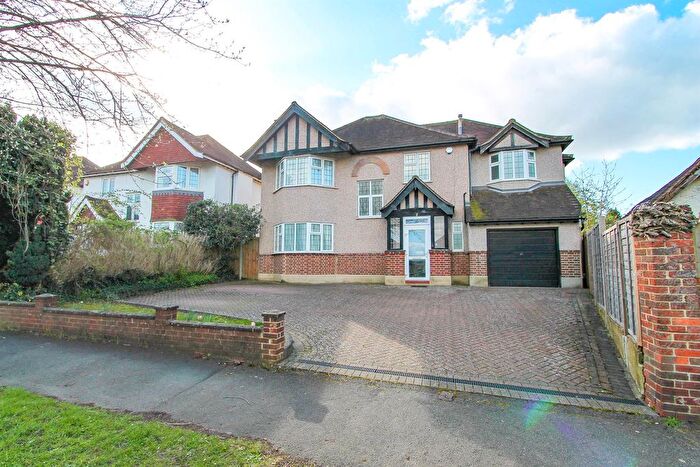 5 Bedroom Detached House For Sale In Banstead Road South, South Sutton, SM2