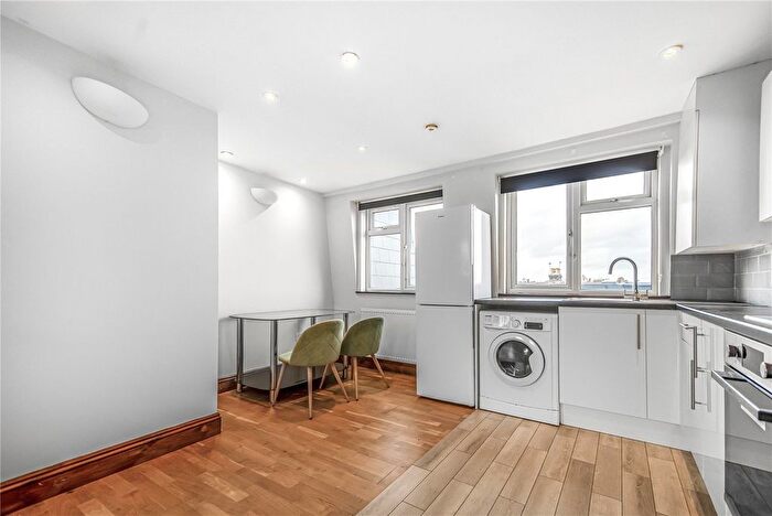 1 Bedroom Flat To Rent In Montana Road, London, SW17