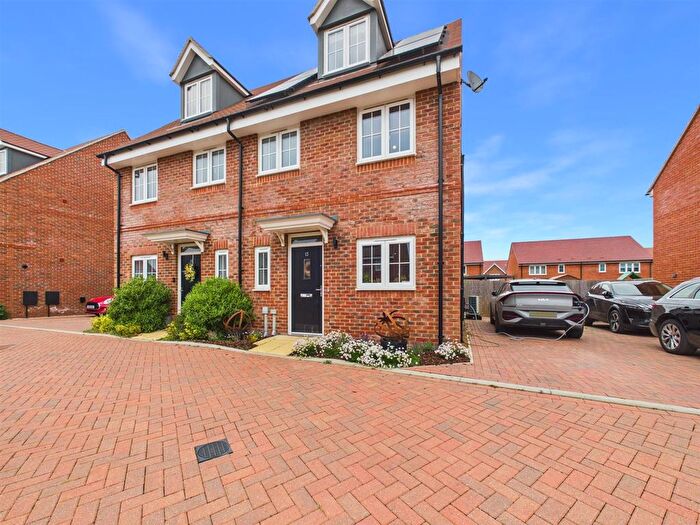 3 Bedroom Semi Detached House For Sale In Bodge Piece, Weston Turville, Aylesbury, HP22
