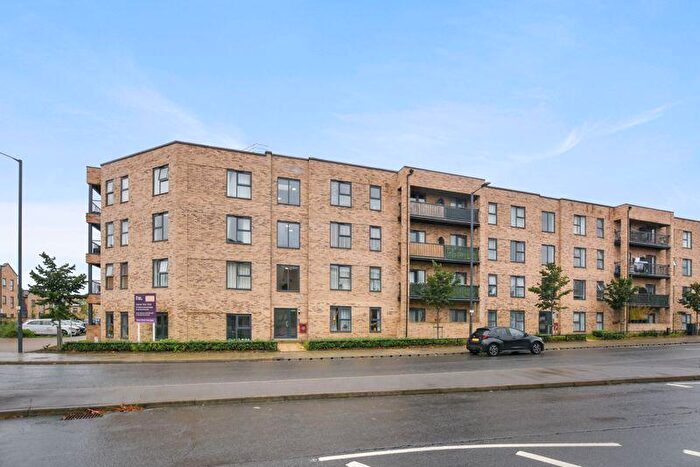 2 Bedroom Flat For Sale In Hamilton Mead, Harrow, HA2