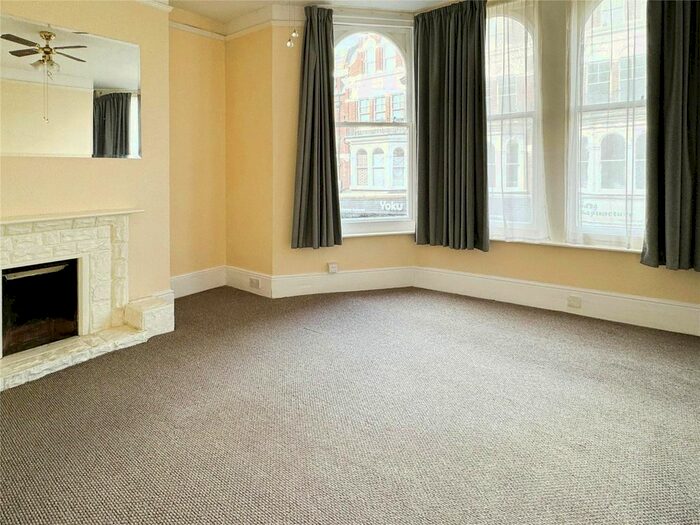 1 Bedroom Flat To Rent In Seaside Road, Eastbourne, East Sussex, BN21