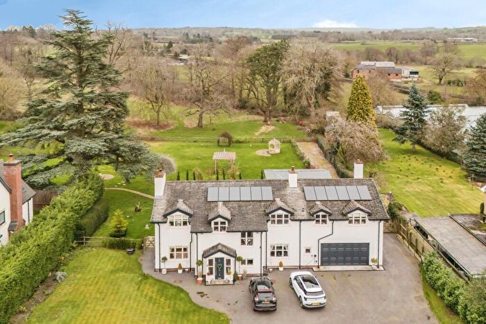 6 Bedroom Detached House For Sale In London Road, Woore, Crewe, Shropshire, CW3