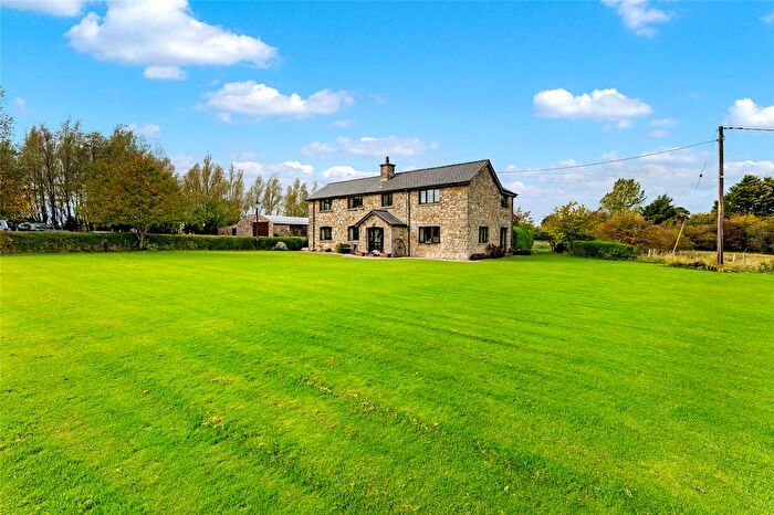 5 Bedroom Detached House For Sale In Rhosesmor, Mold, Flintshire, CH7