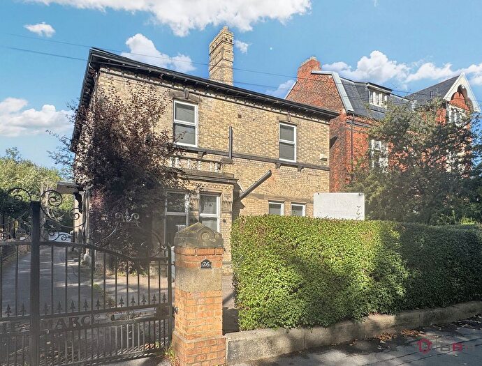 12 Bedroom Detached House For Sale In Boulevard, Hull, HU3