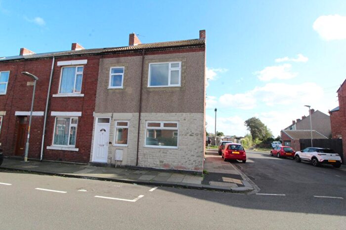 2 Bedroom Flat For Sale In Plessey Road, Blyth, NE24