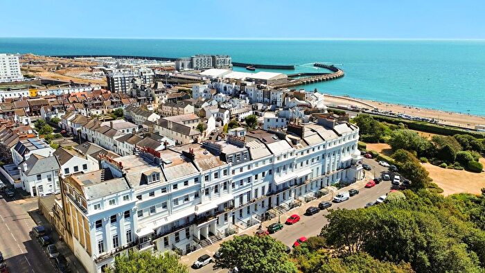 2 Bedroom Flat For Sale In Sussex Square, Brighton, BN2