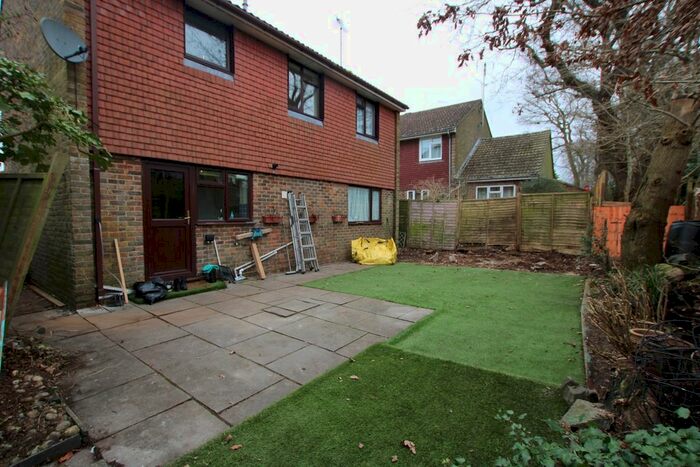 3 Bedroom Detached House To Rent In Charlwood Gardens, Burgess Hill, RH15