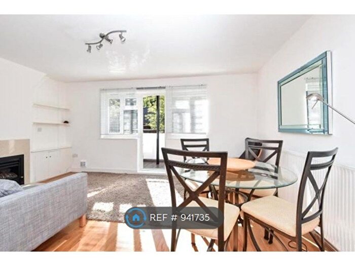 3 Bedroom Flat To Rent In Summersby Road, London, N6