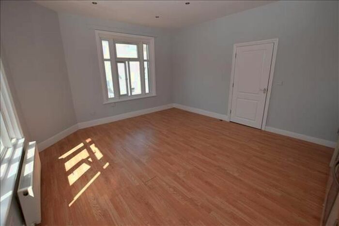 2 Bedroom Flat To Rent In Bohemia Road, St. Leonards-On-Sea, TN37