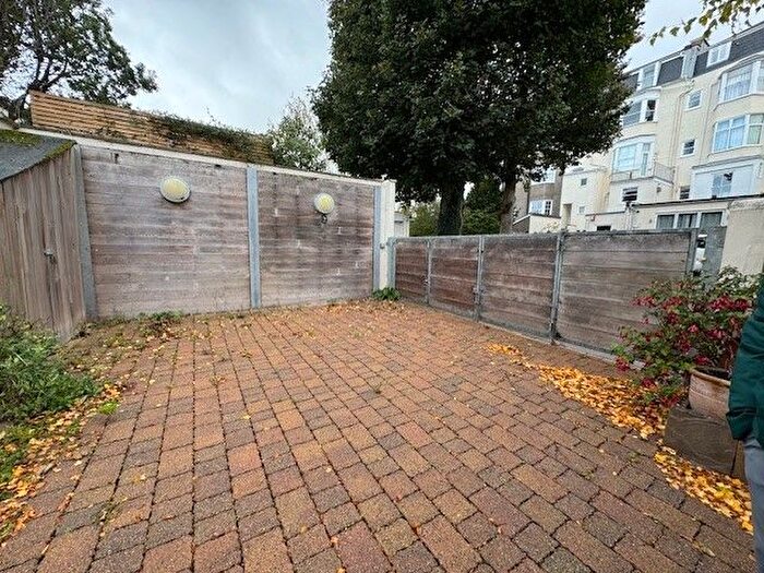 4 Bedroom Property To Rent In Westfield Place, Bristol, BS8