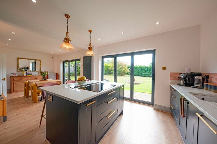 4 Bedroom Detached House For Sale In Bakehouse Lane, Chelmarsh, Bridgnorth, WV16