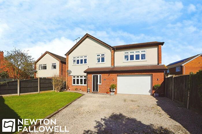 4 Bedroom Detached House For Sale In Whinney Moor Lane, Retford, DN22