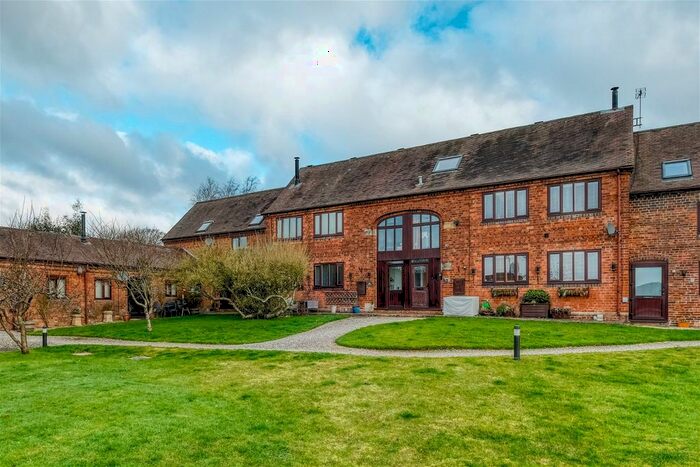 2 Bedroom Barn Conversion For Sale In Lower Hill Farm, Pound Lane, Frankley, Birmingham, B32