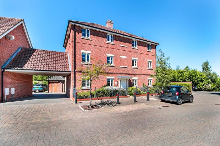 2 Bedroom Apartment For Sale In Green Road, Haverhill, CB9