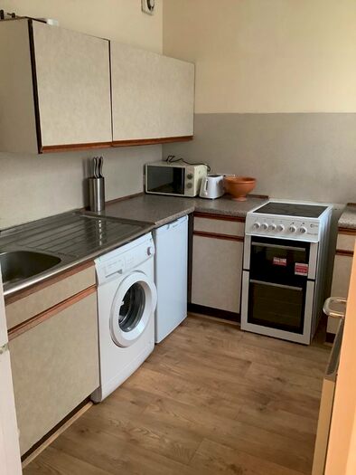 1 Bedroom Flat To Rent In Leith Street, Edinburgh, EH1