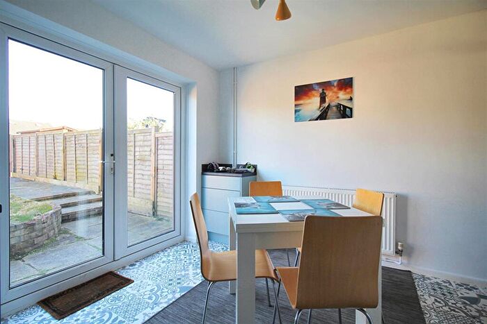 3 Bedroom Terraced House For Sale In Ecton Walk, Norwich, NR6