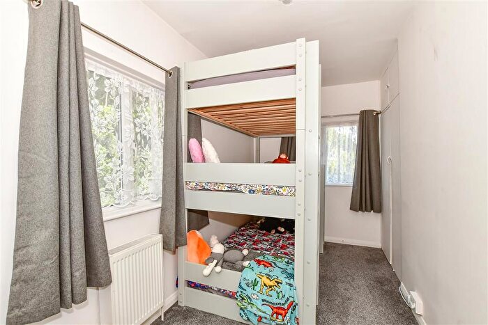 2 Bedroom Cottage For Sale In Ridgeway Road, Herne Bay, Kent, CT6