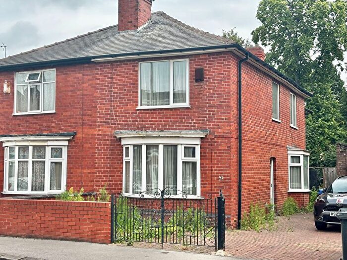 3 Bedroom Semi-Detached House For Sale In Chequer Road, Doncaster, South Yorkshire, DN1