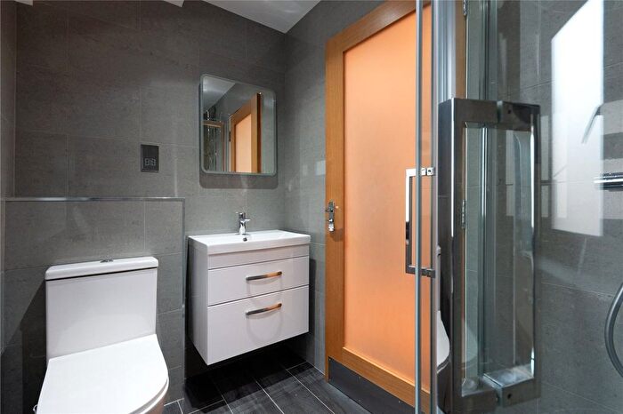 4 Bedroom Flat To Rent In Selkirk Road, London, SW17