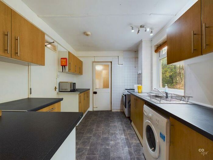 5 Bedroom Detached House To Rent In Rushlake Road, Brighton, BN1