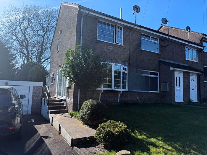 2 Bedroom Terraced House To Rent In Norwood Road, Birkby, Huddersfield, HD2