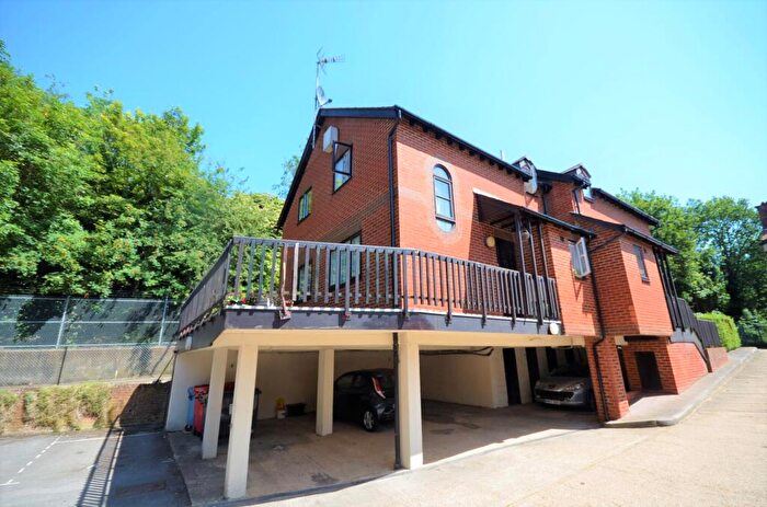 1 Bedroom Maisonette To Rent In Franklin Court, Franklin Court, Amersham, HP7