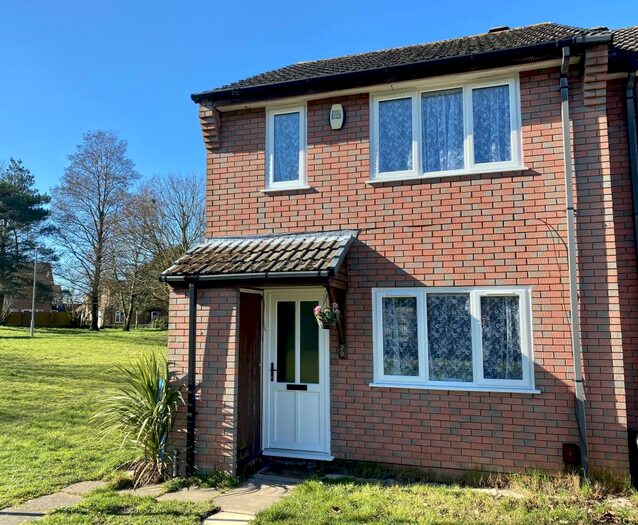3 Bedroom House To Rent In Hooke Close, Canford Heath, BH17