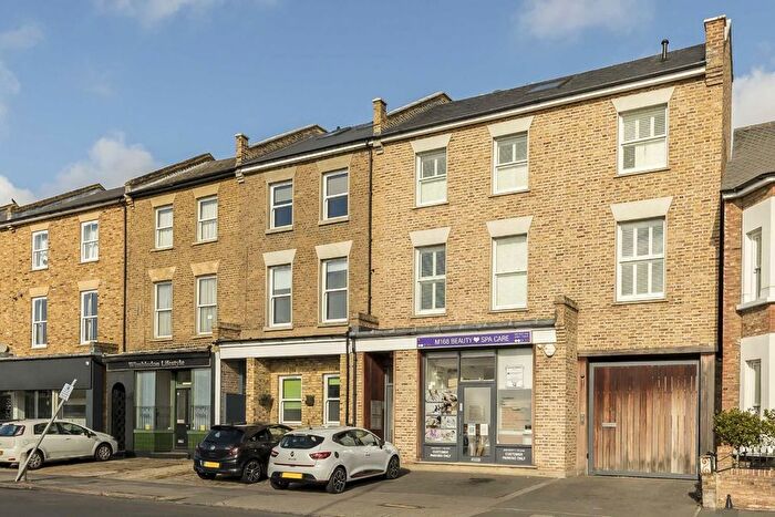 1 Bedroom Flat To Rent In Kingston Road, Wimbledon, SW19