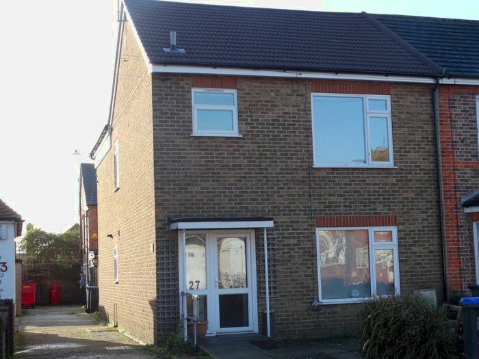 1 Bedroom Flat To Rent In Ashacre Lane, Worthing, BN13