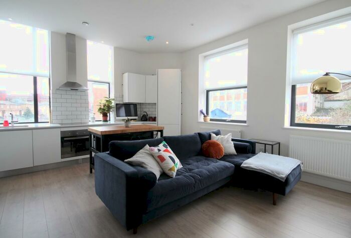 1 Bedroom Flat To Rent In Cambridge House, Mayes Road, Haringay, N22