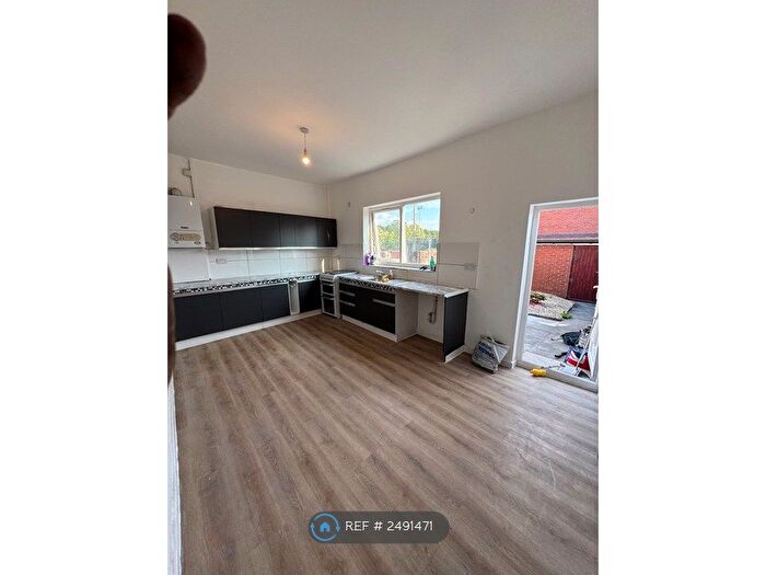 2 Bedroom End Of Terrace House To Rent In Bury Road, Manchester, BL2