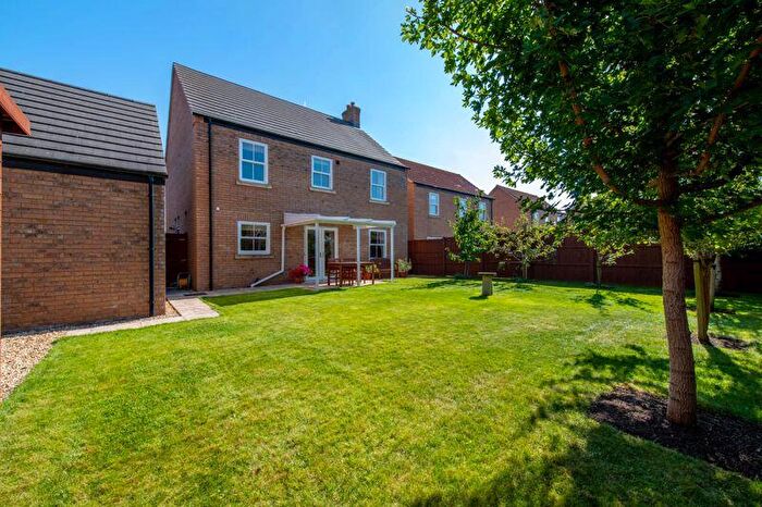 4 Bedroom Detached House For Sale In York House, Alder Place, Alford, LN13