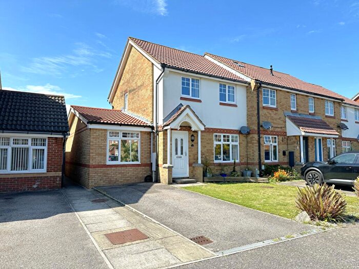 4 Bedroom Semi-Detached House To Rent In Samoa Way, Sovereign Harbour North, Eastbourne, East Sussex, BN23
