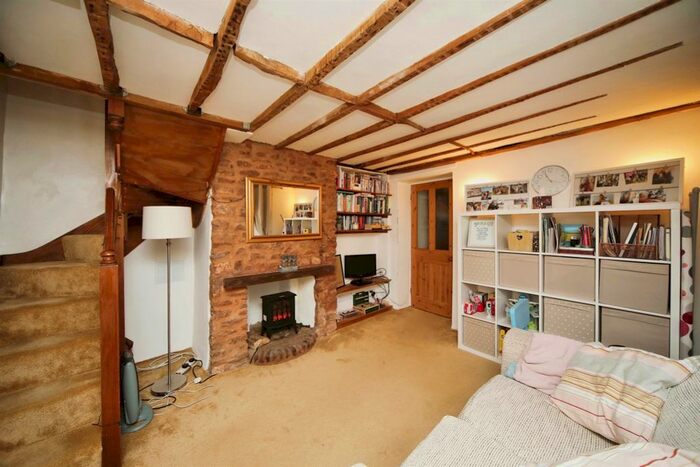 2 Bedroom Detached House For Sale In High Street, Milverton, Taunton, TA4