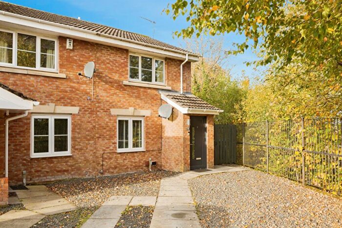 3 Bedroom End Of Terrace House For Sale In Robertsons Gait, Paisley, PA2