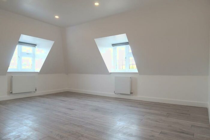 2 Bedroom Apartment To Rent In Sparrow House, Glengall Road, HA8