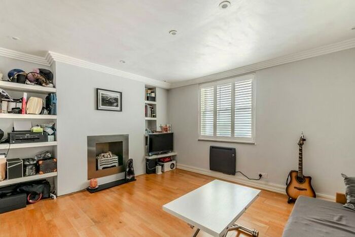 Studio To Rent In King's Road, Chelsea, London, SW3