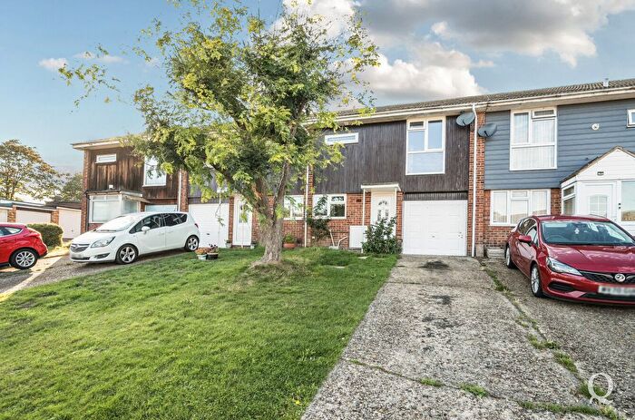 3 Bedroom Terraced House For Sale In Lonsdale Drive, Gillingham, Kent, ME8