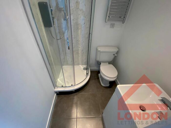 1 Bedroom Studio To Rent In Quadrant Road, Thornton Heath, CR7