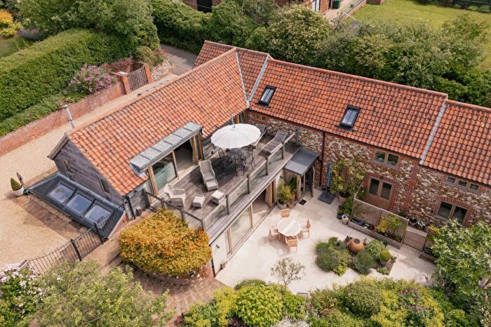 4 Bedroom Barn Conversion For Sale In Sedgeford, Norfolk, PE36