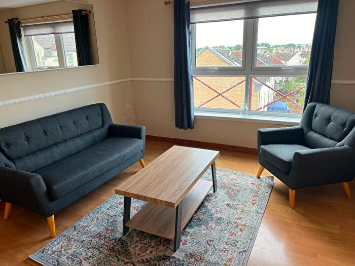 2 Bedroom Flat To Rent In Westburn Middlefield, Wester Hailes, Edinburgh, EH14