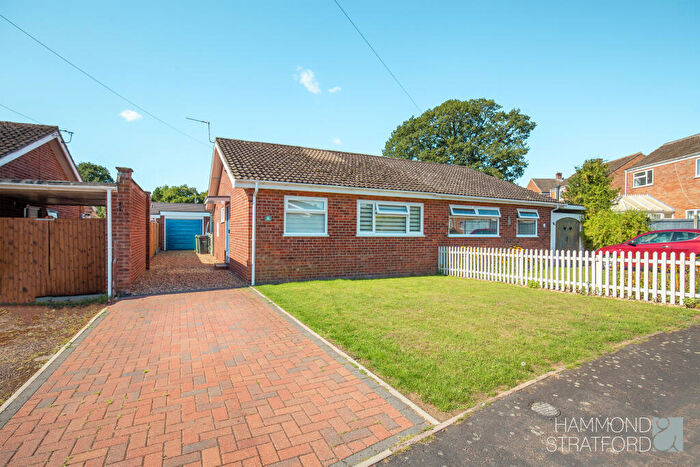 2 Bedroom Semi-Detached Bungalow For Sale In Admirals Walk, Hingham, NR9