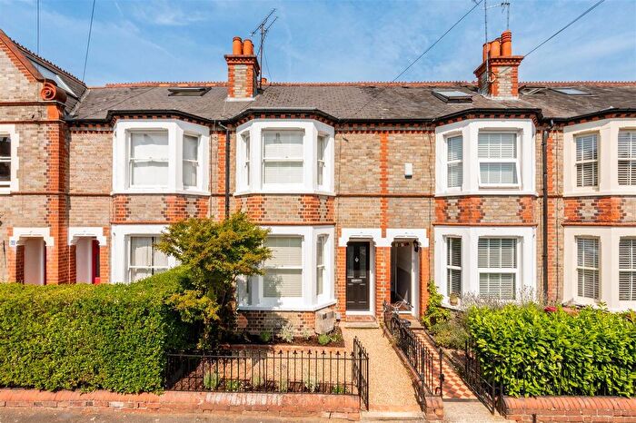 3 Bedroom Terraced House For Sale In Talfourd Avenue, Reading, RG6